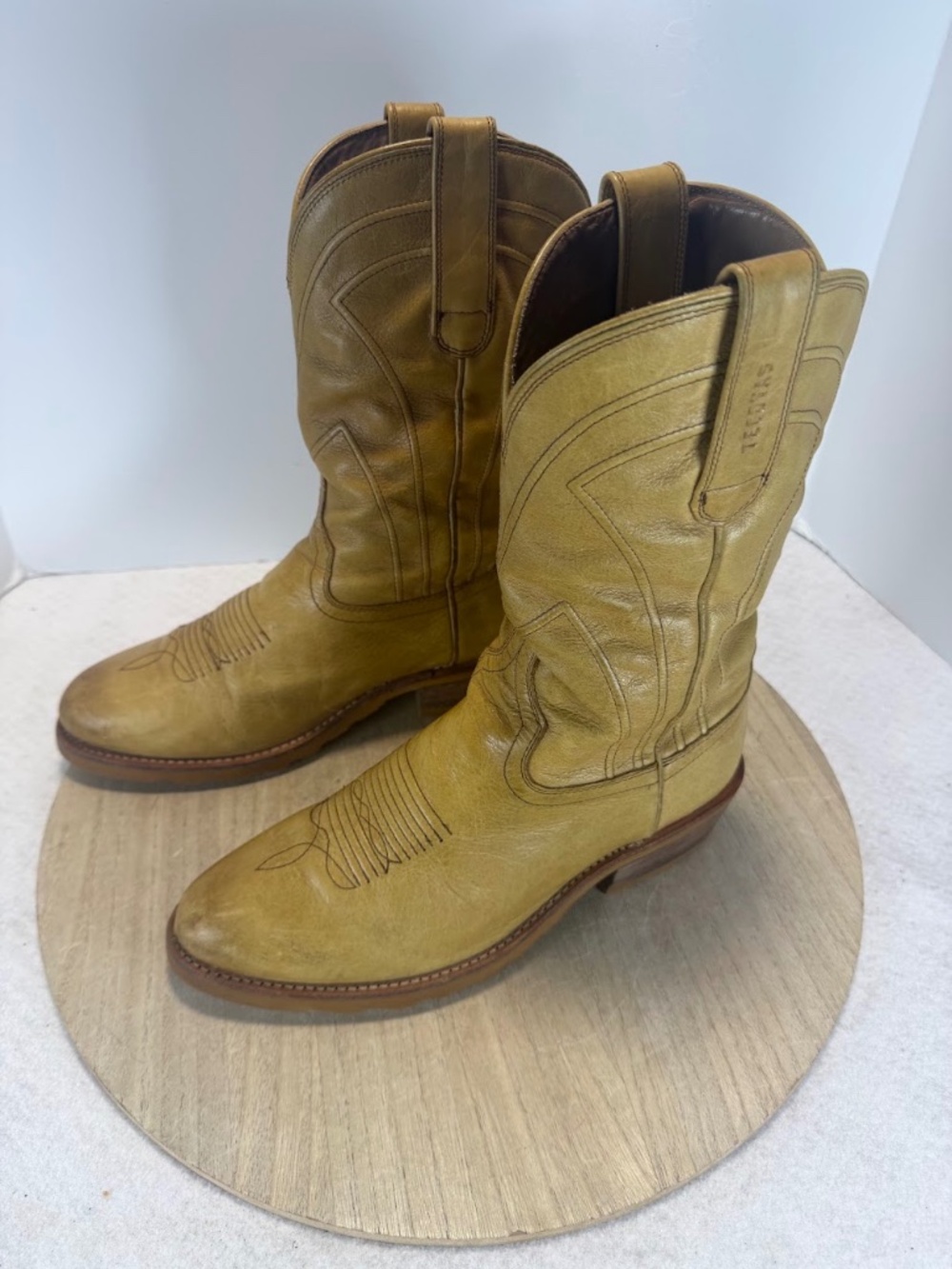 Tecovas Ranch Wear Mens 9.5D Leather Cowboy Western Boots Vibram Sole Tan